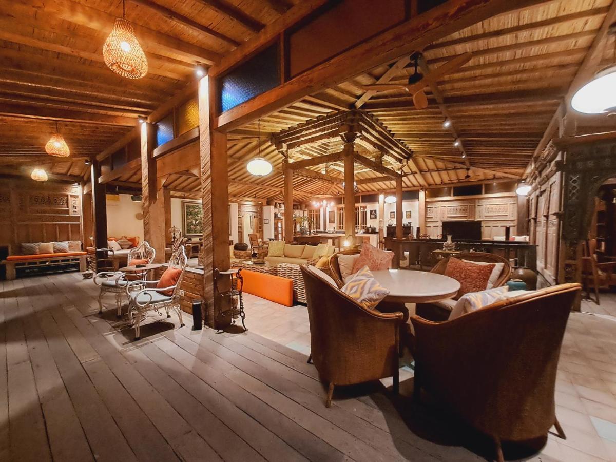 Villa Ayu Dira Heritage House