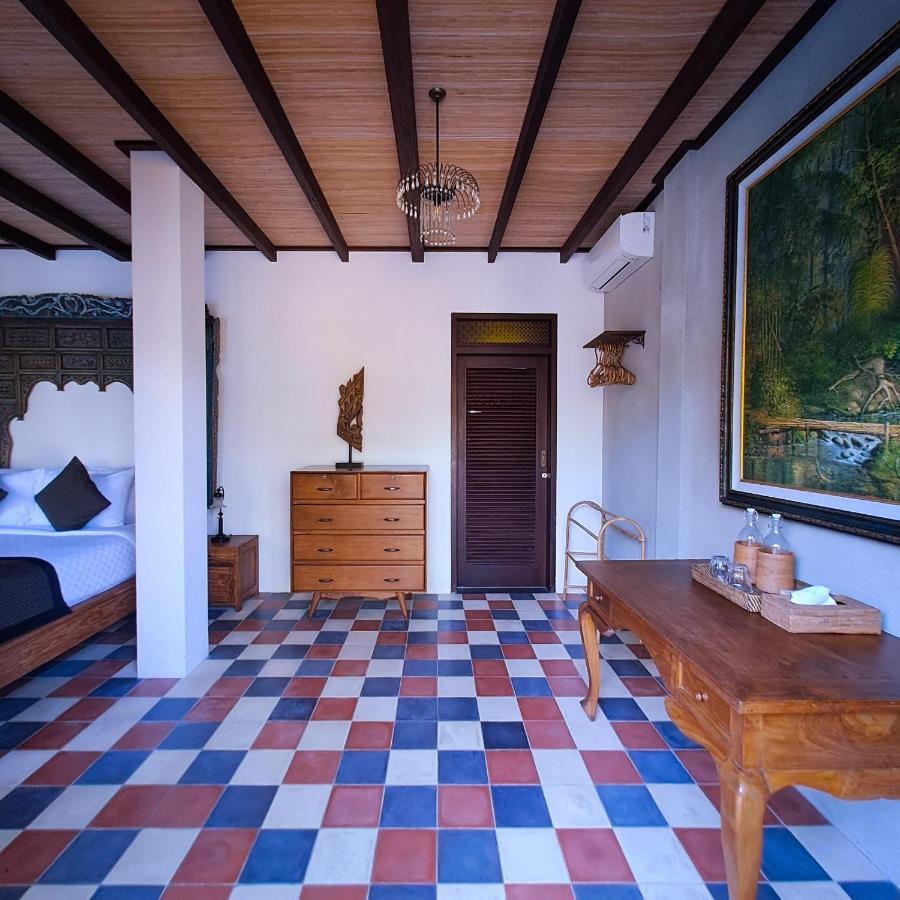 Villa Ayu Dira Heritage House *