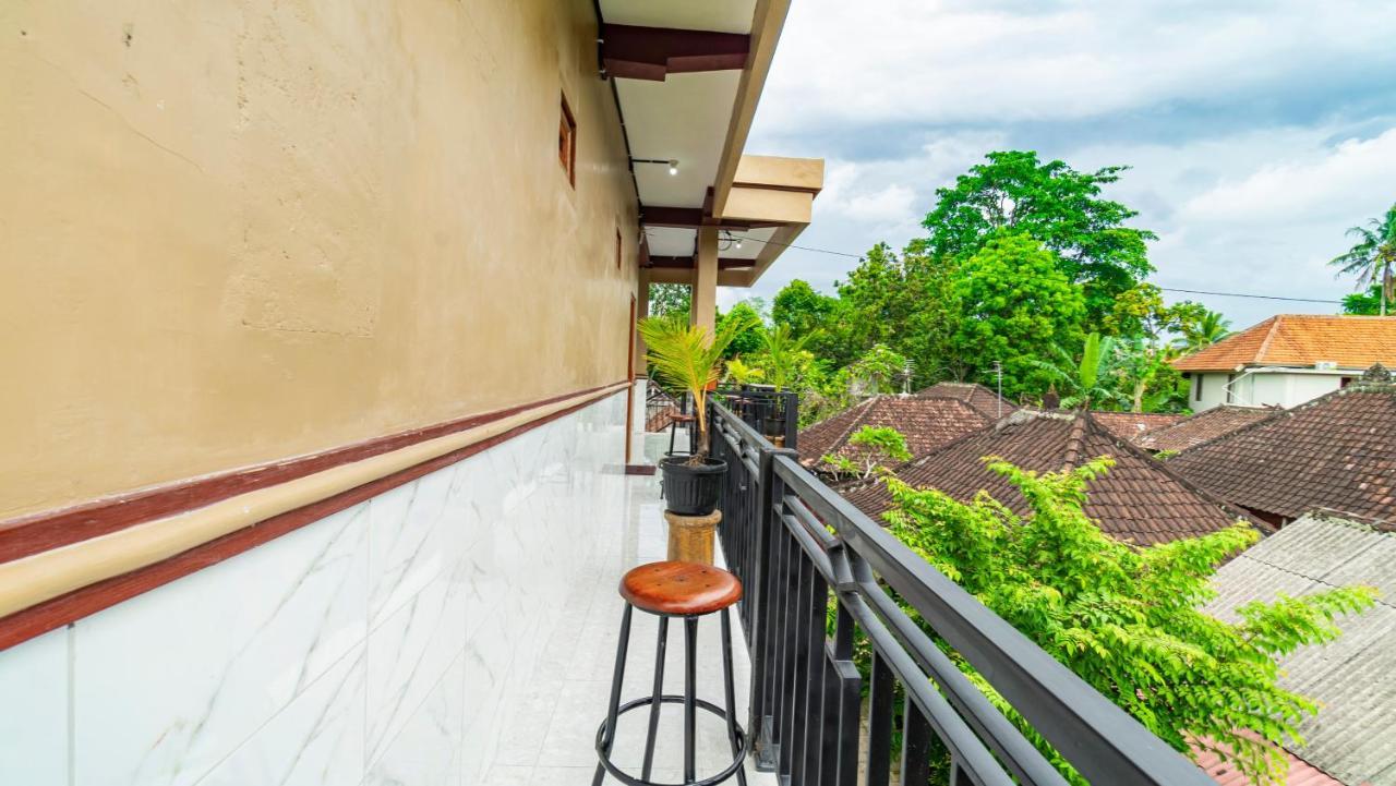 Peanut House Hostel *