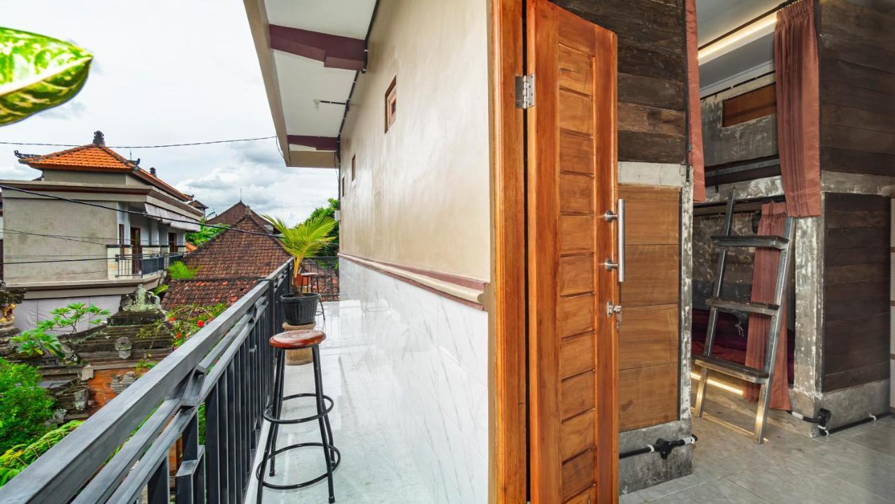 Peanut House Hostel