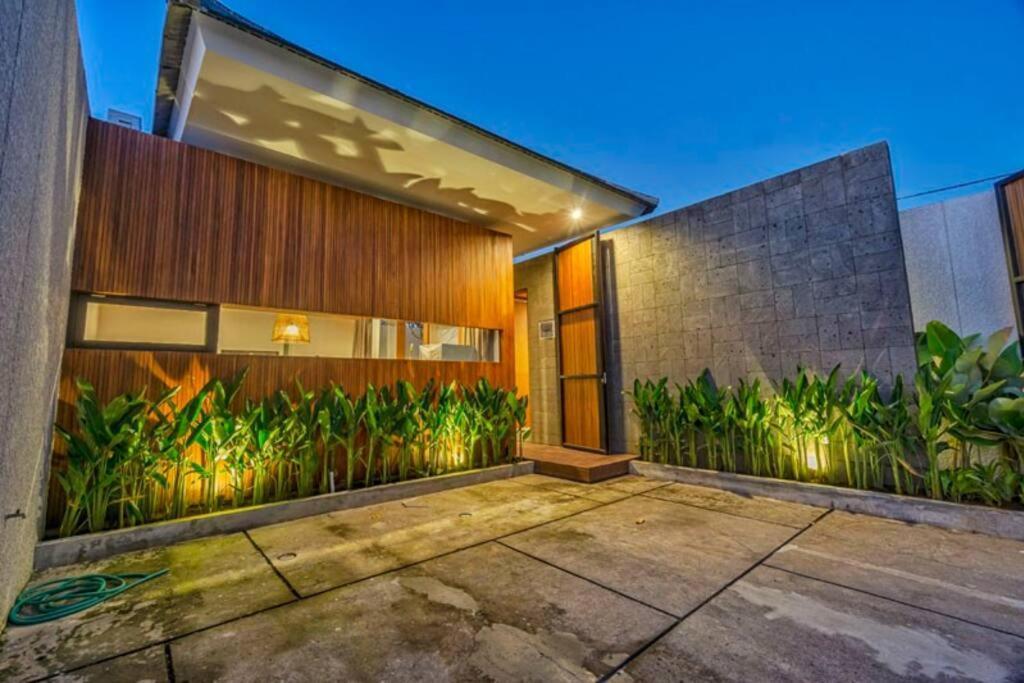 Villa 15min To Bali Zoo 2br Private Pool Ubud/lavilla Seven