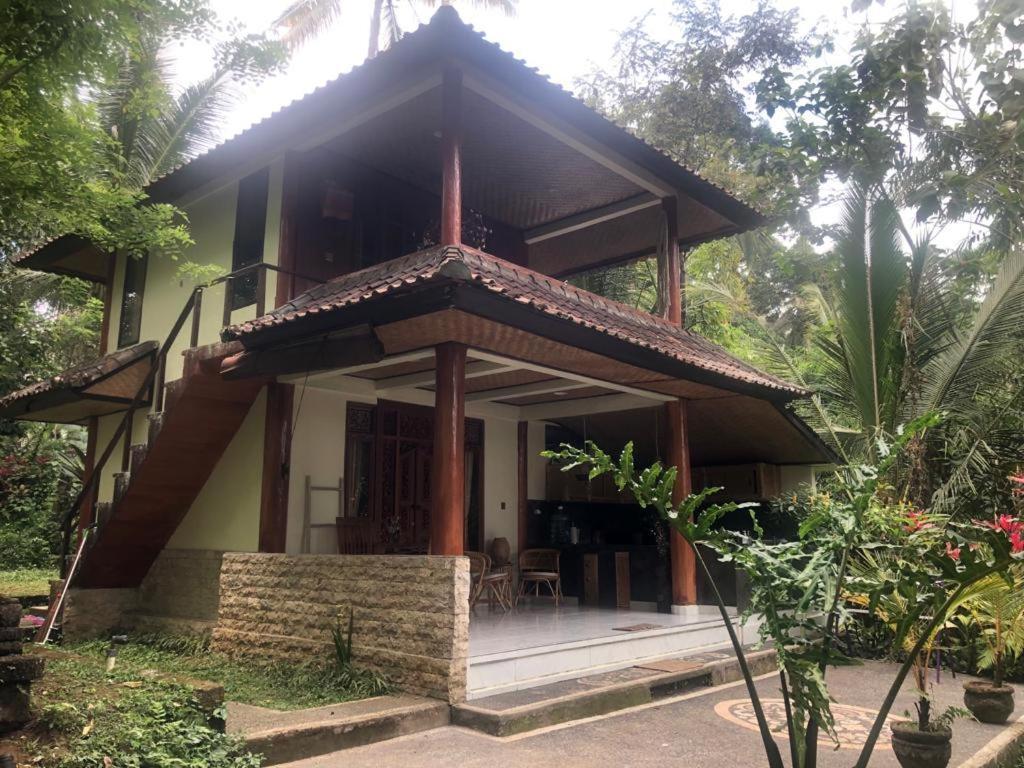 Villa House, Quiet Place Overlooking Rice Fields Ubud (Bali)