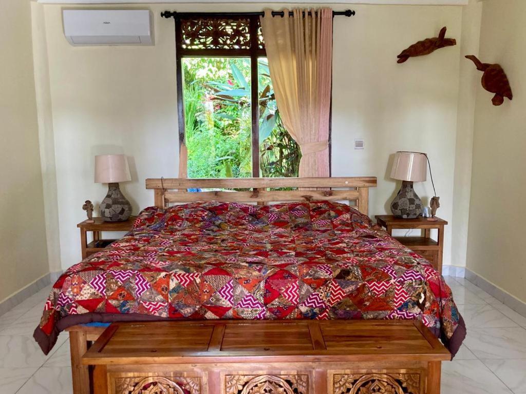 Villa House, Quiet Place Overlooking Rice Fields