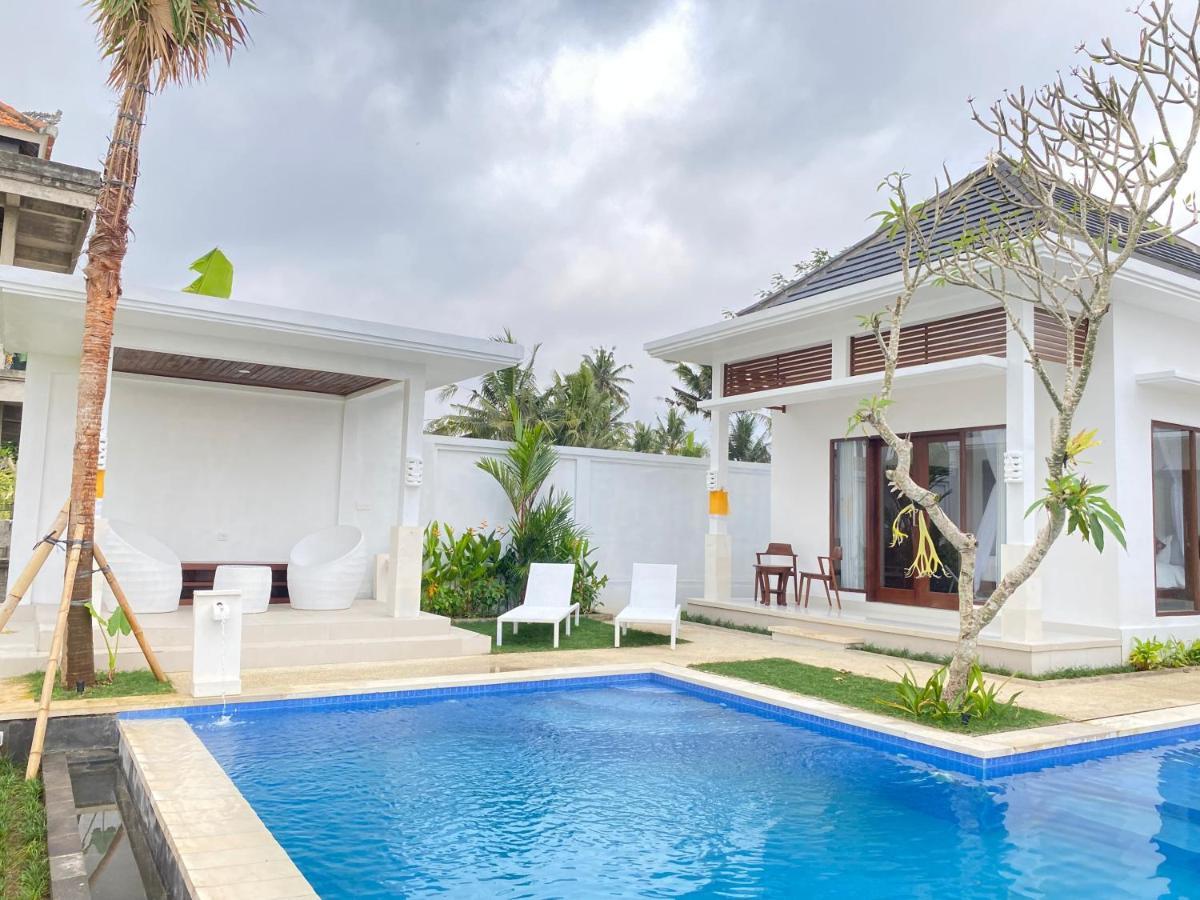 Namika Bed & Breakfast *