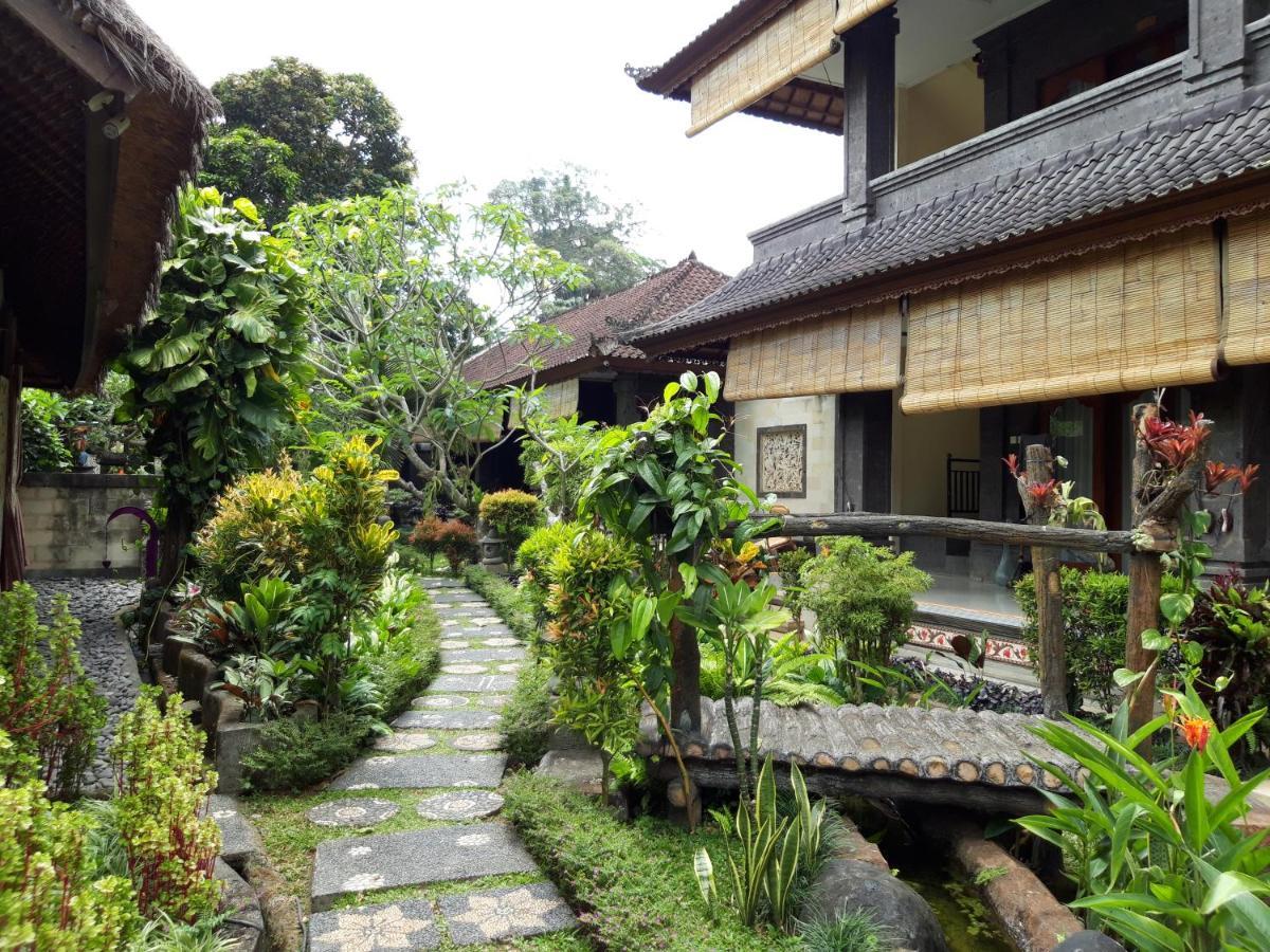 Liyer Spirit House