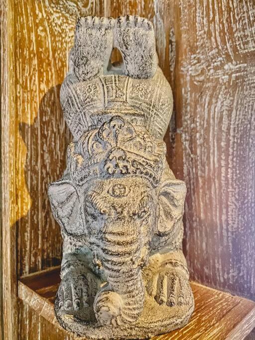Create @1111 Barong - One Bedroom Inspiring Space *