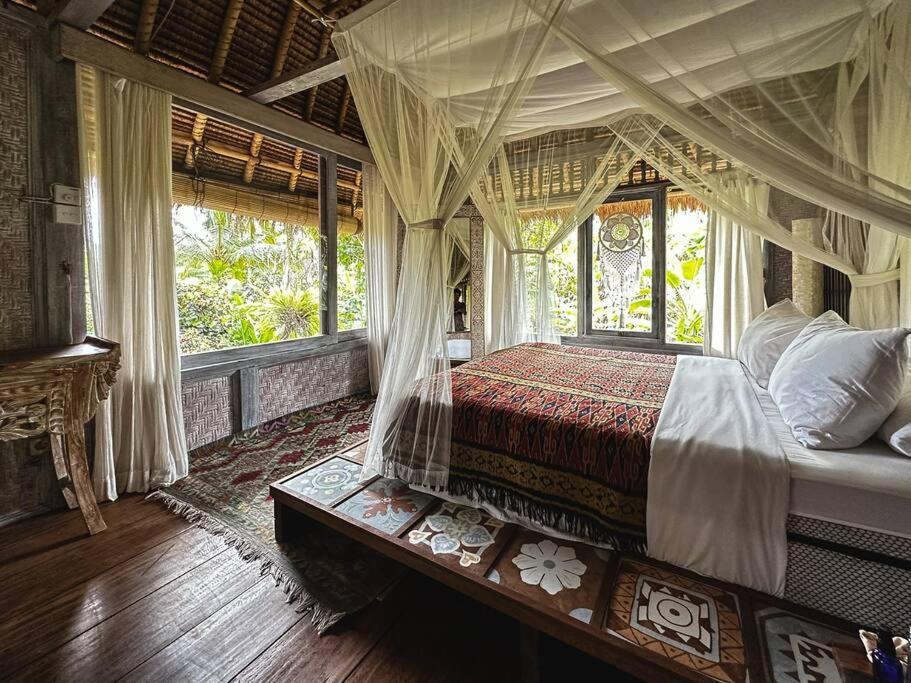 Create @1111 Barong - One Bedroom Inspiring Space