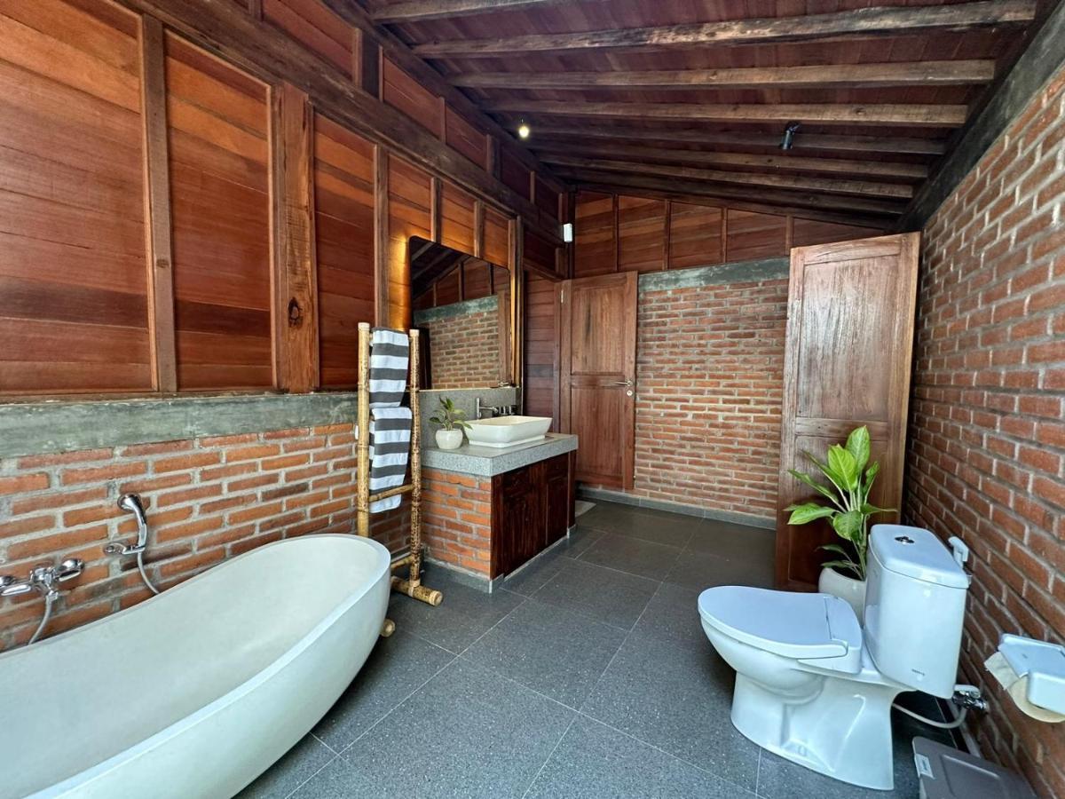 Sriloka Villa1