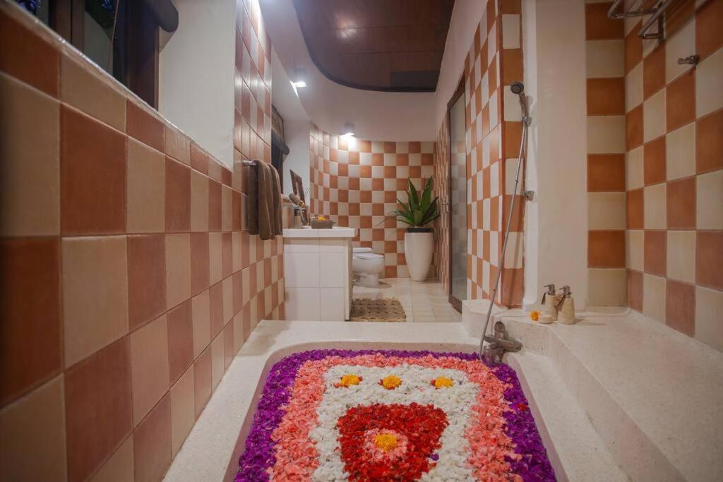 Huge W/ Pool And Spectacular Rooftop Patio! Villa *