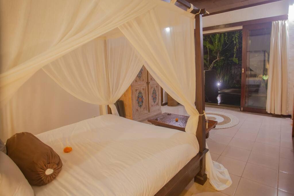 Huge W/ Pool And Spectacular Rooftop Patio! Ubud (Bali)