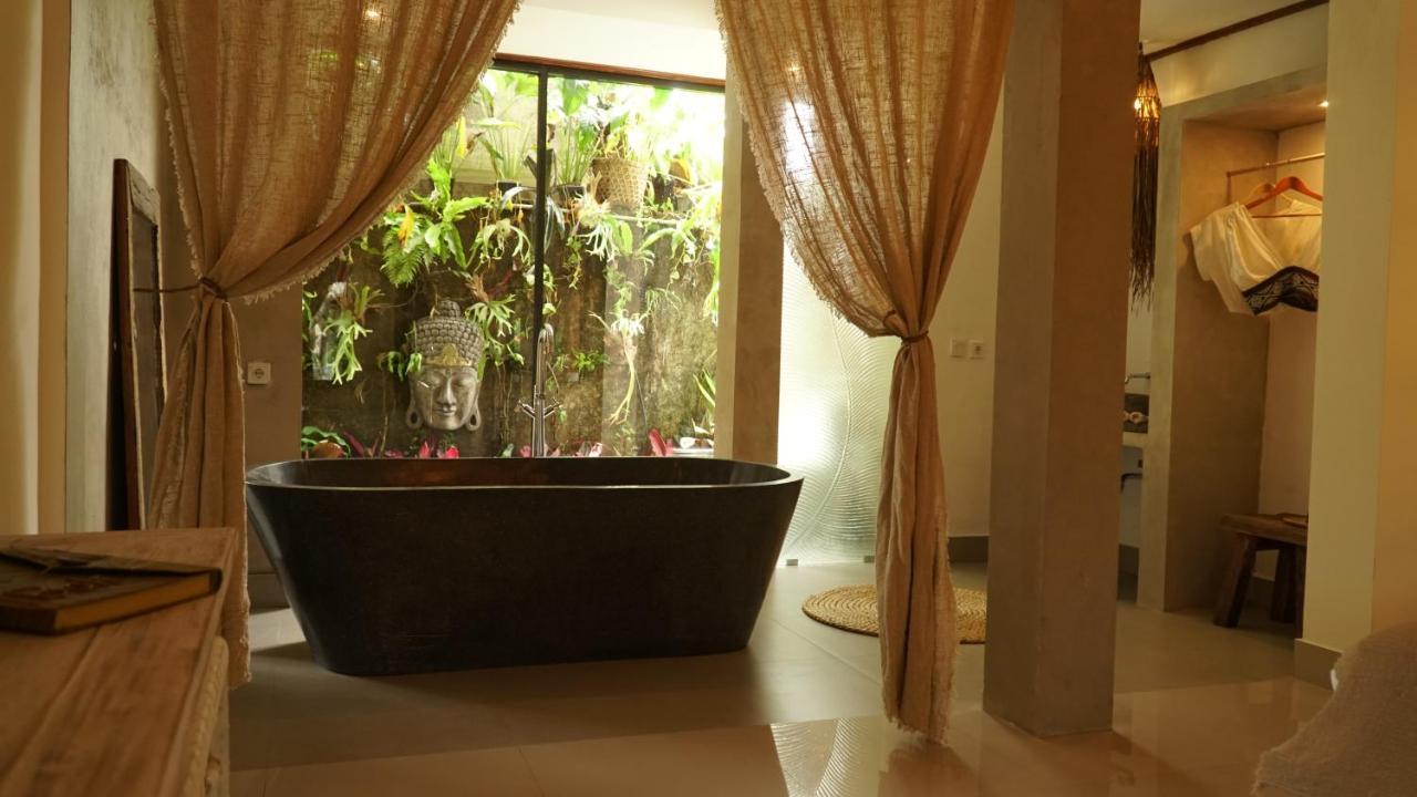 Chakra Living Hotel *