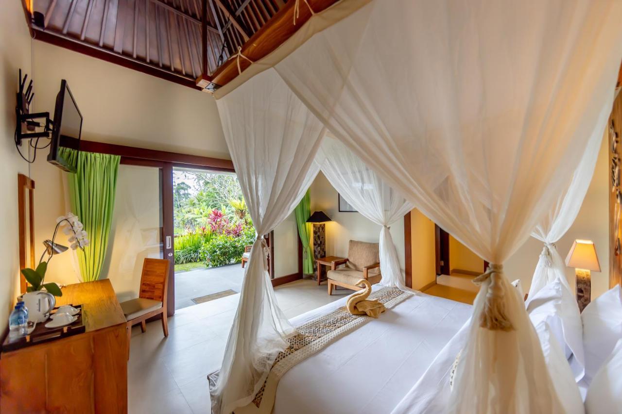 Hotel Anumana Village 4*
