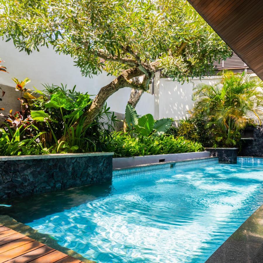 Resort Royal Kamuela & At Monkey Forest (adults Only)