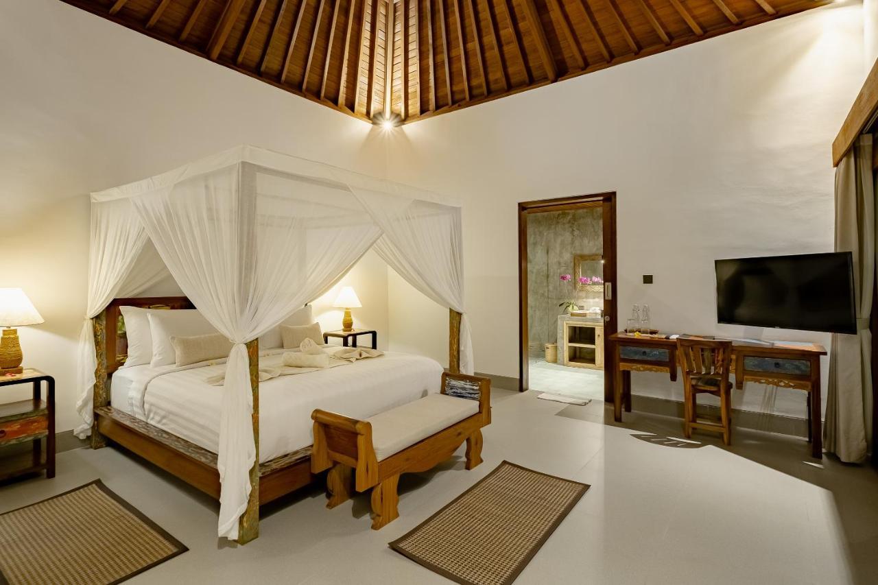 Villa Suarga Loka