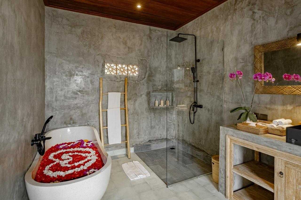 Suarga Loka Villa *