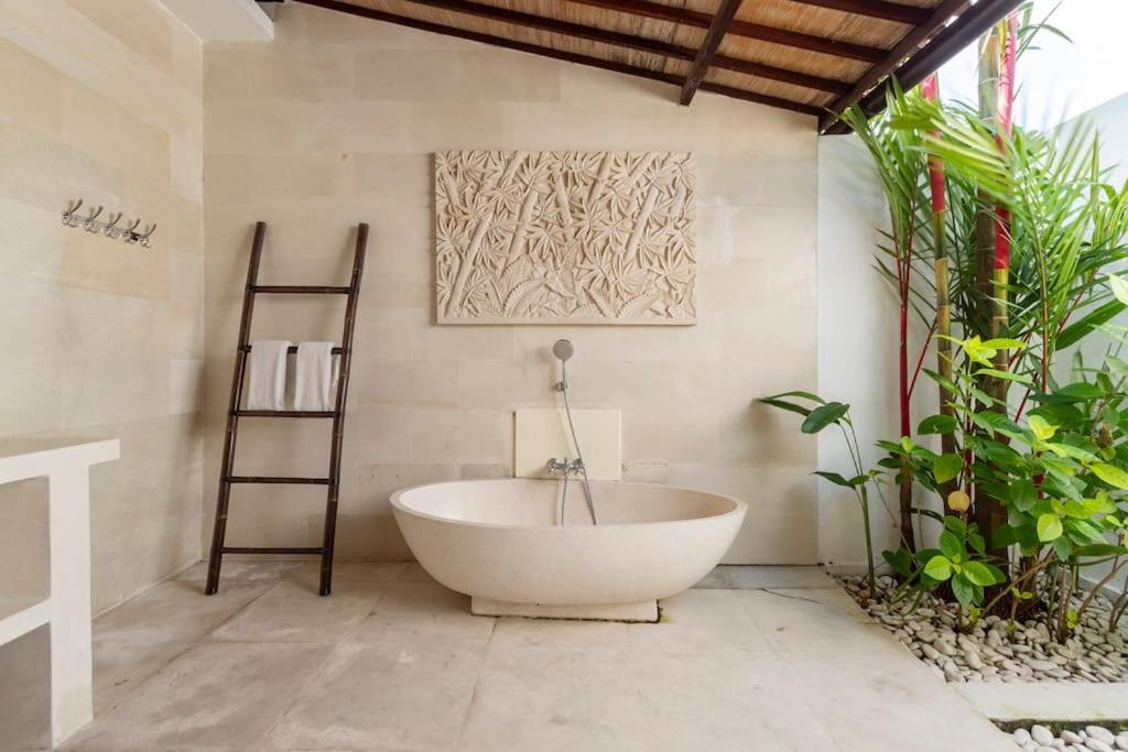 Villa West Indies Ubud, Close To Center *