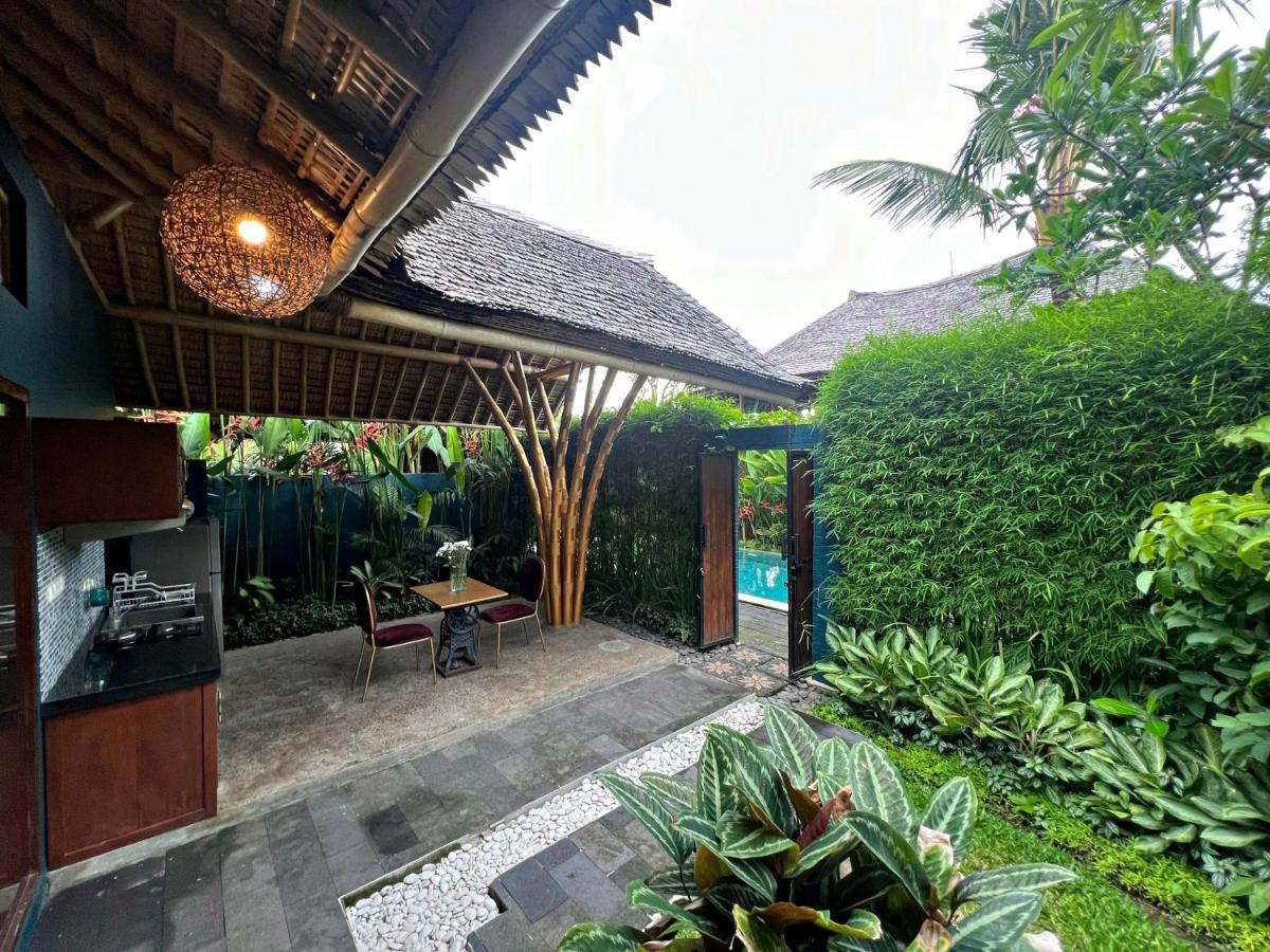 Joyously Raw - Free Upgrade Subject To Availability Bed & Breakfast *