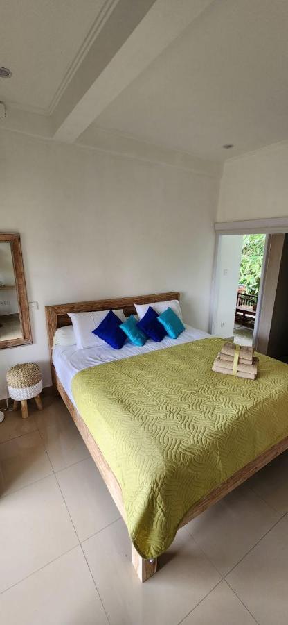 Guest house Yobi House *