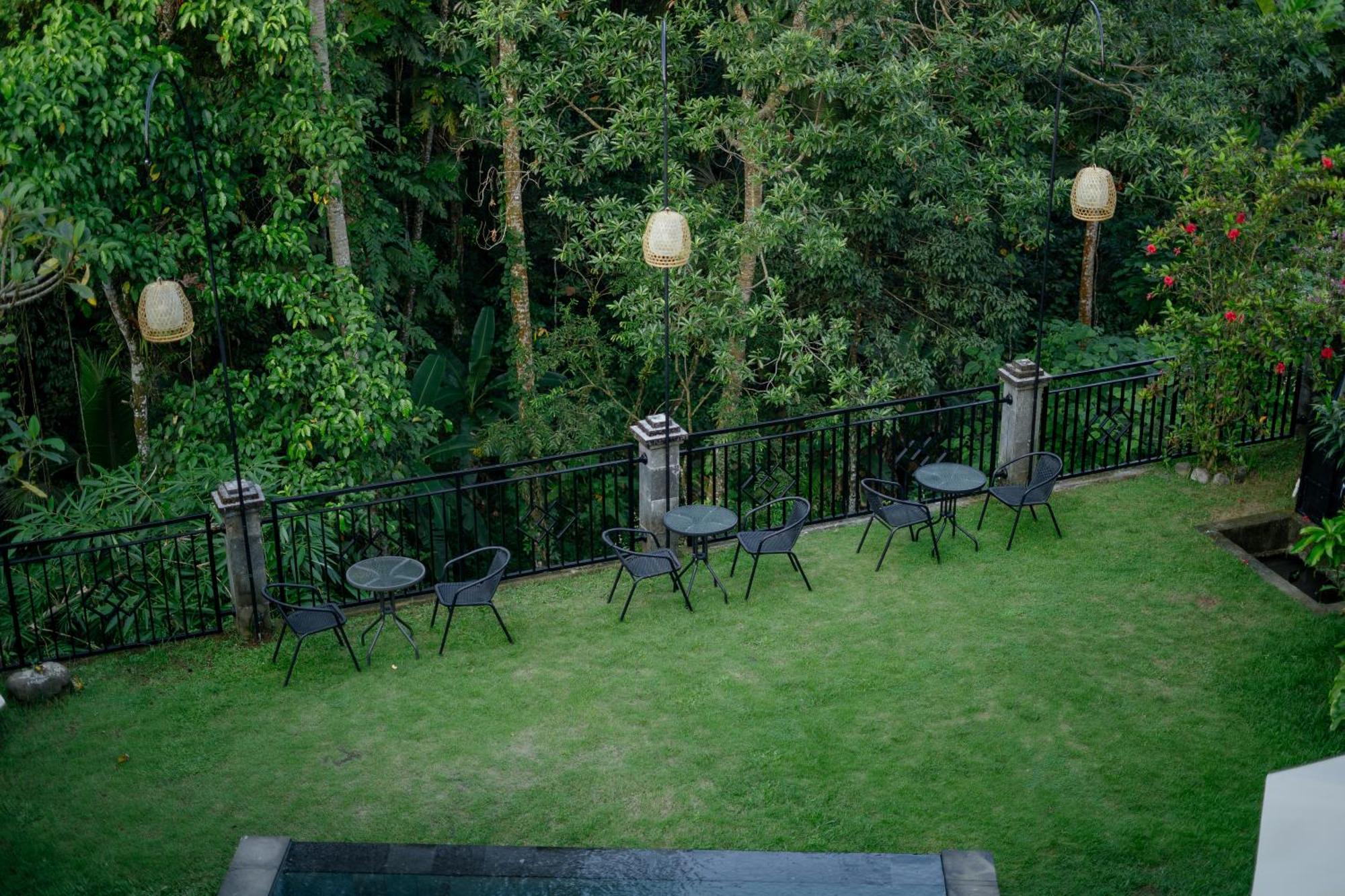 Ahamta By Prasi Hotel Ubud (Bali)