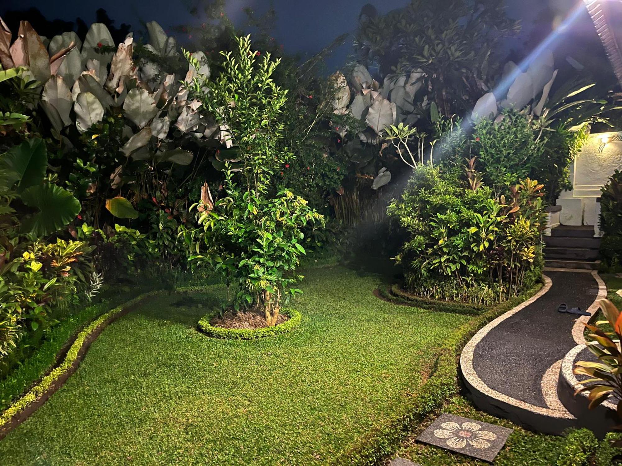 Sari Kembang 1