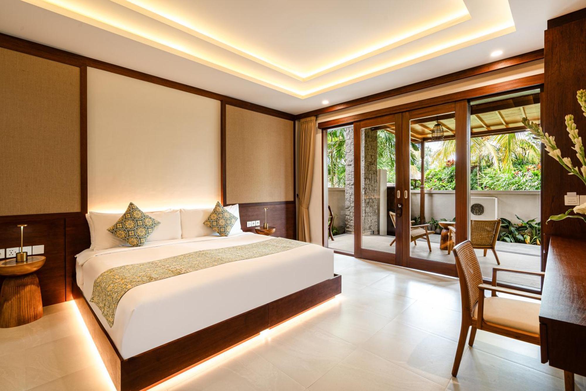 Svarga Bebek 4*
