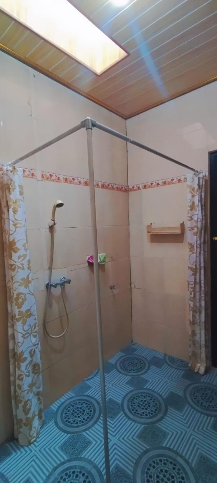 View Twin Bed Exotic *