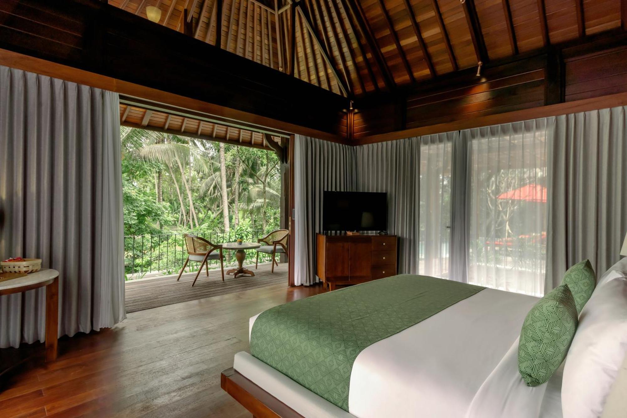 Anandadara & Hotel 5*