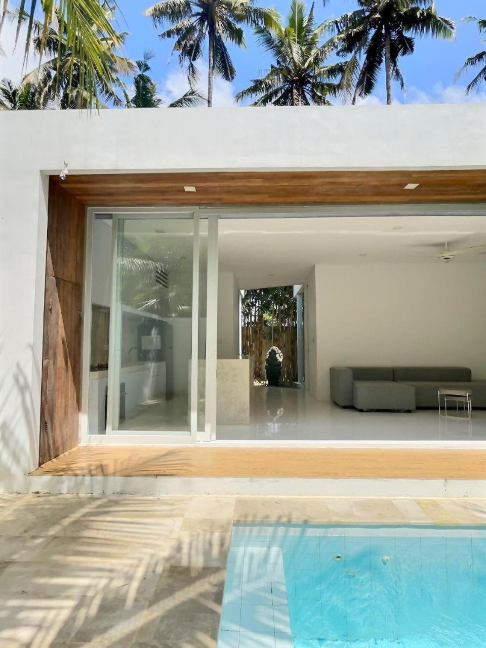 Villa Dira