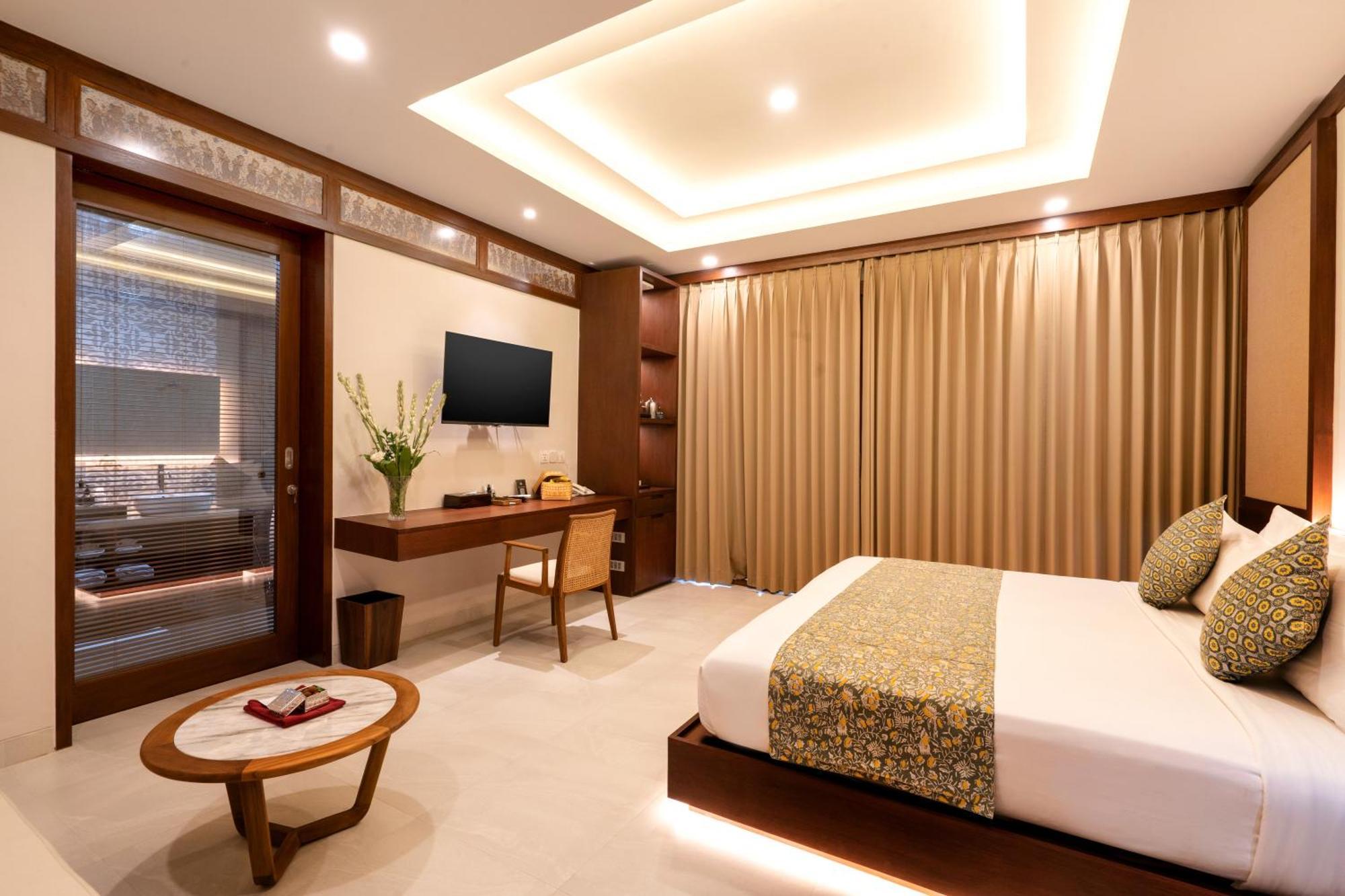 Svarga Bebek Resort 4*