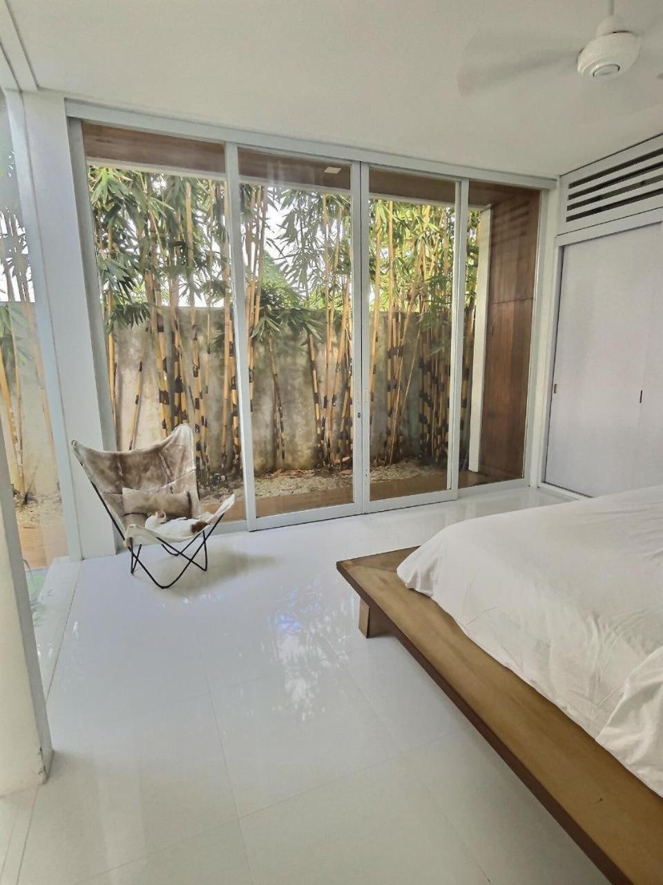 Dira Villa *