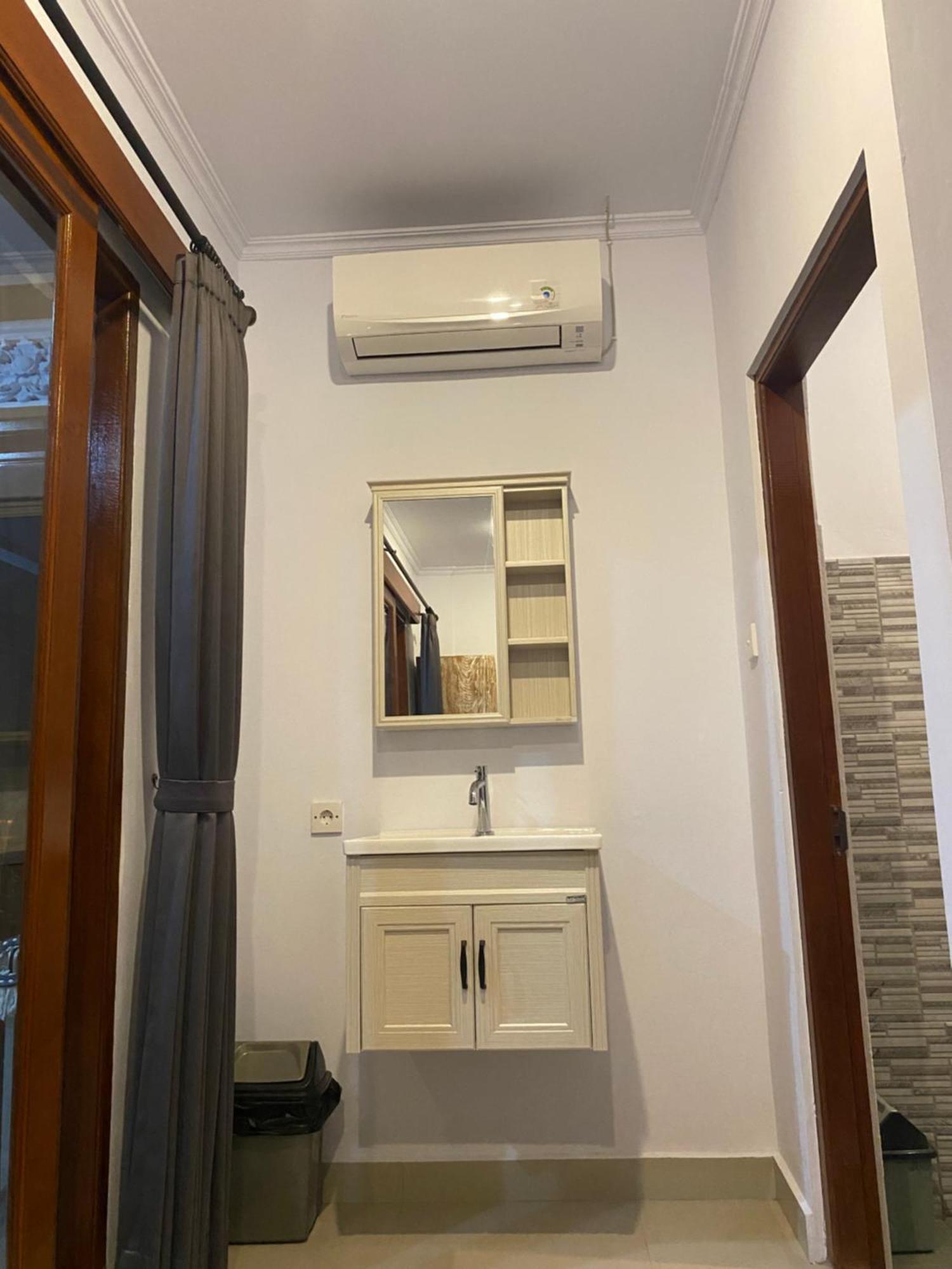 Tirta Kemala House Homestay