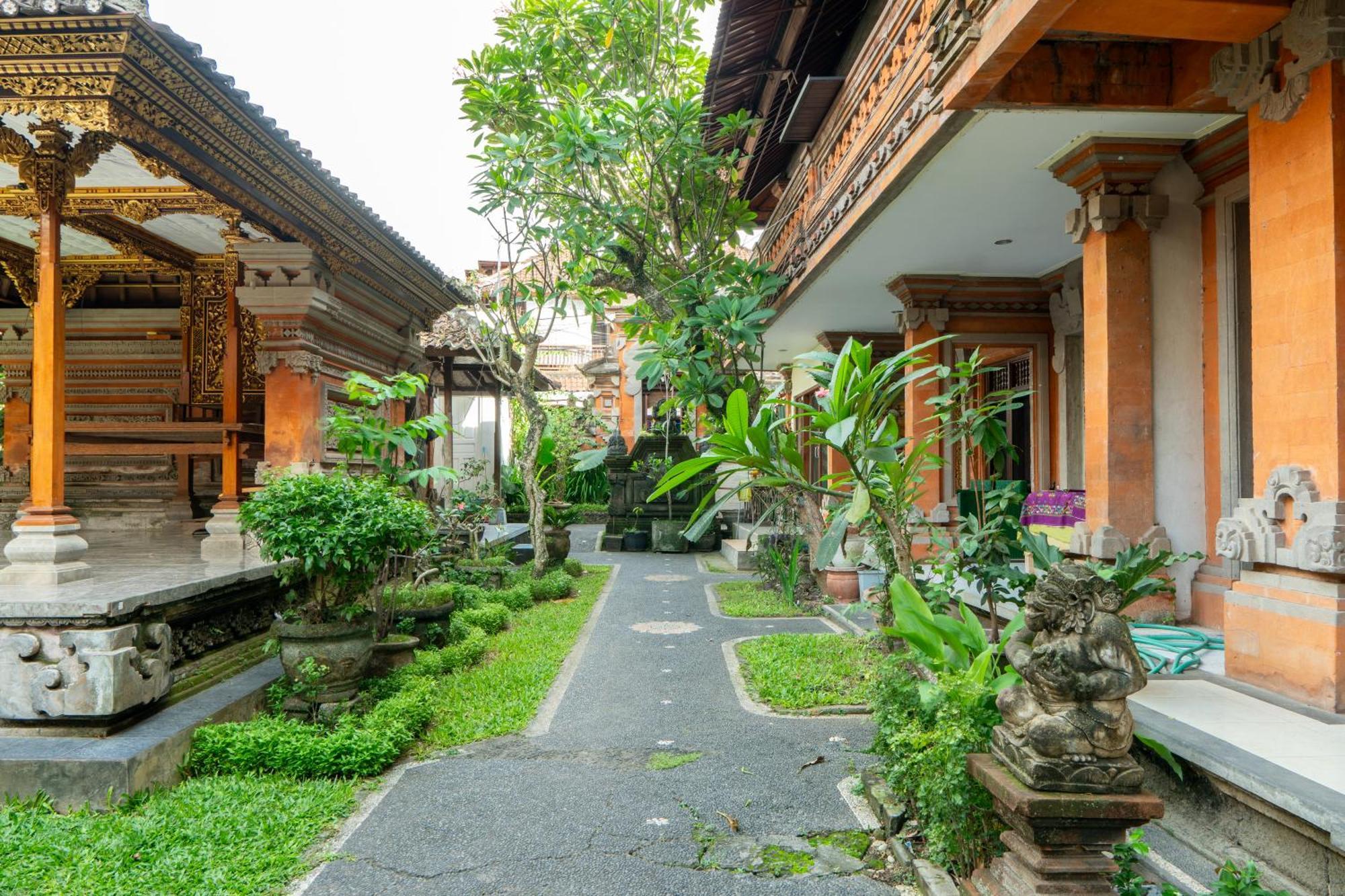Guest house Rama House