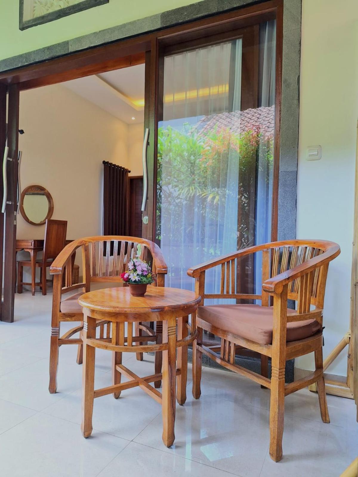 Ferienhaus Yessi House