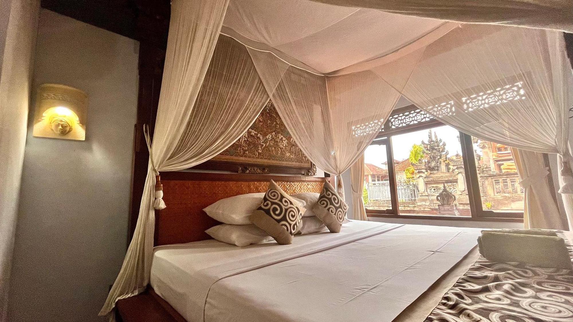 Bali Moon Gasthof 2*