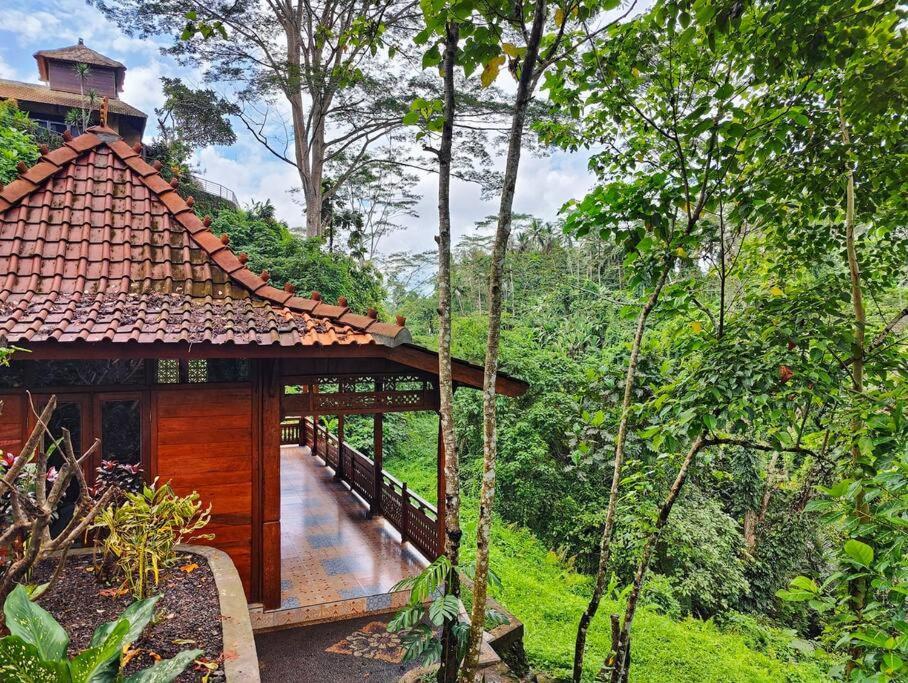 Villa *new* Jungle Joglo With Waterfall View Ubud (Bali)