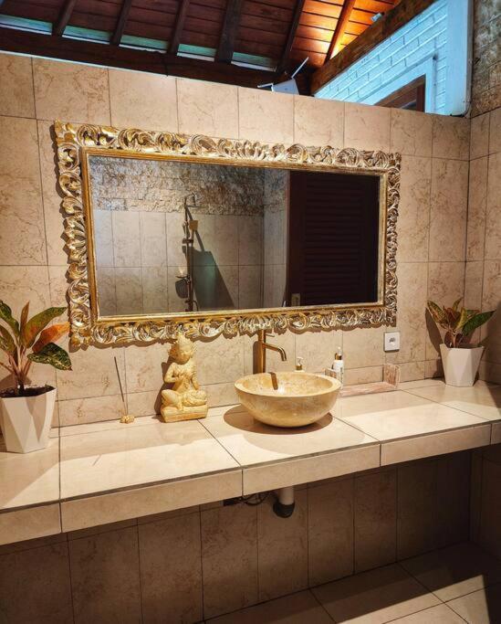 Villa *new* Jungle Joglo With Waterfall View *