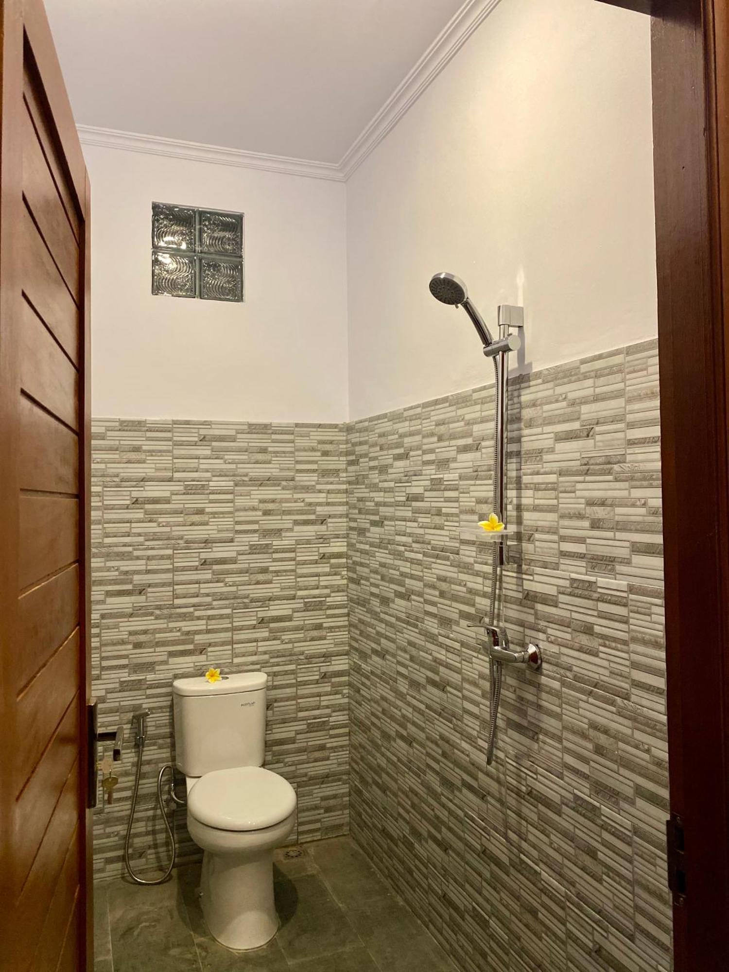 Tirta Kemala House Homestay