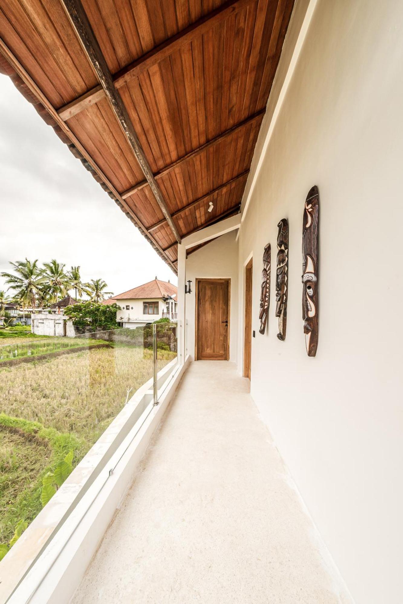 Sarang Apartments By Evdekimi - Rice Field Escape With Yoga Lounge, Lush Garden - Long Stay Extras Hotel