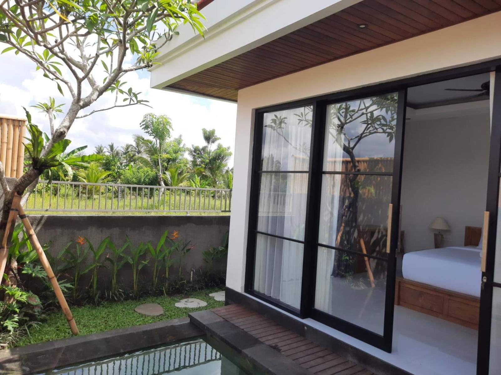Private 1 Bedroom *