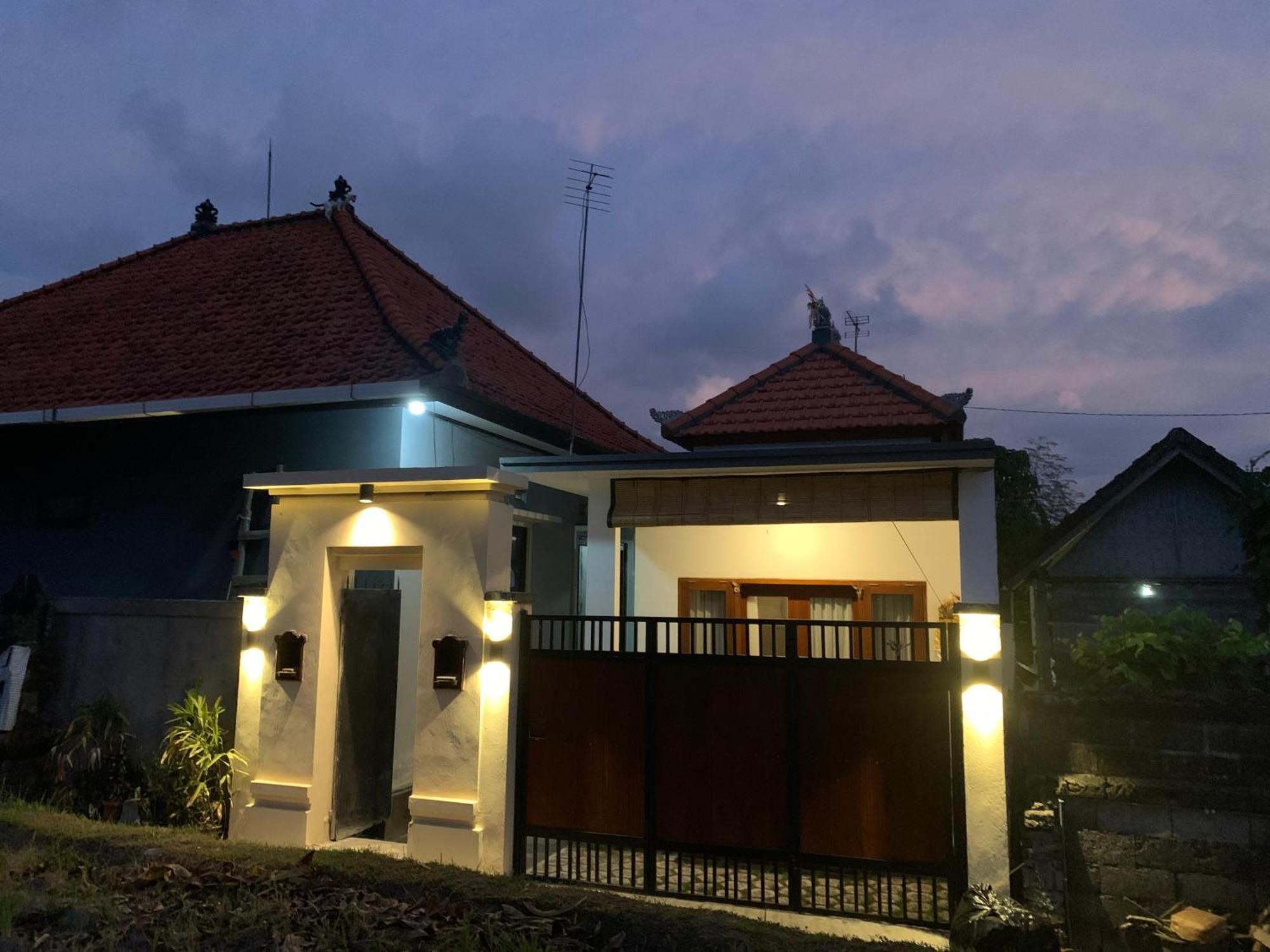 Bucu Kaja House Bed & Breakfast