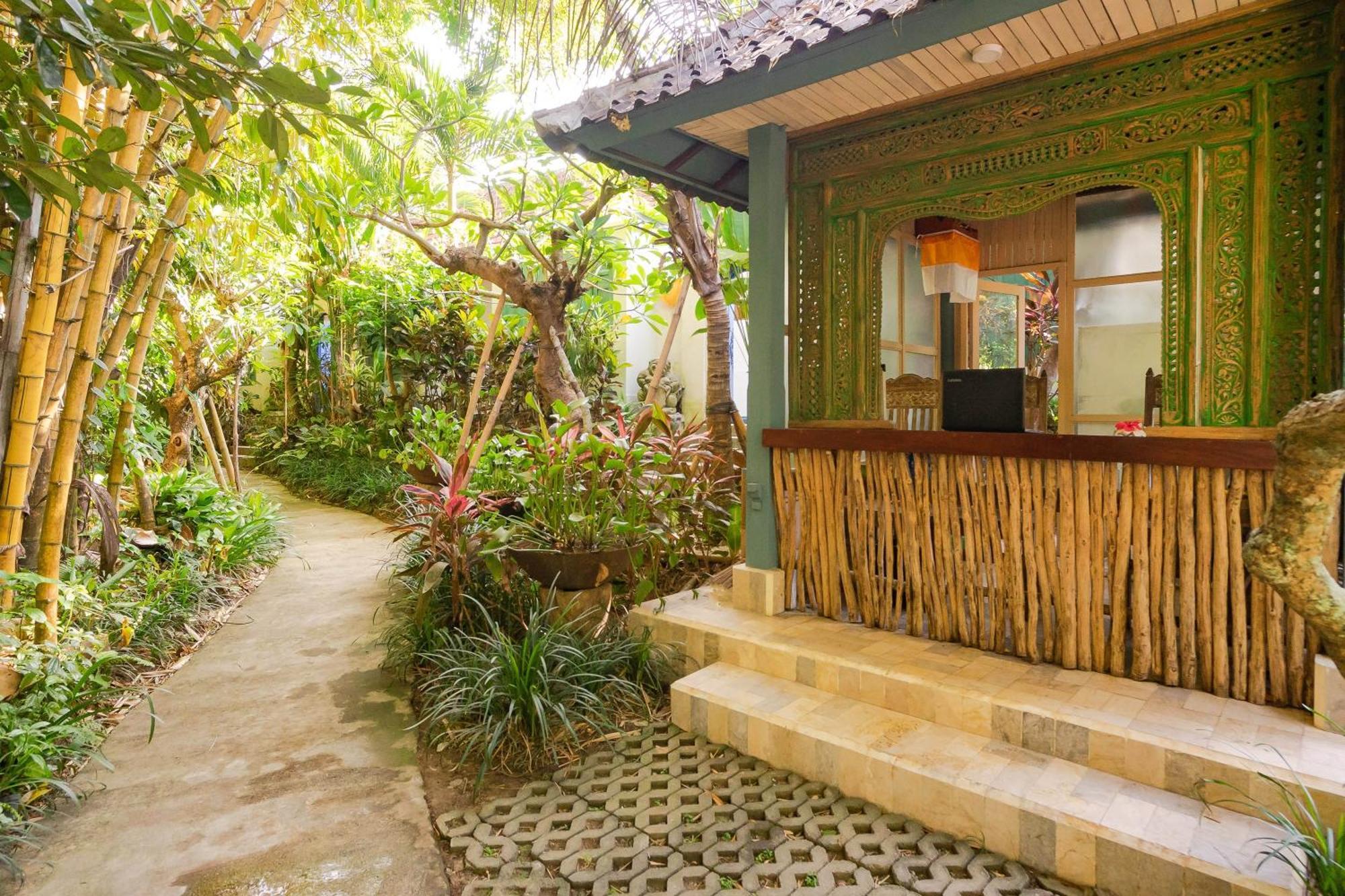 Villa Nayaka Living