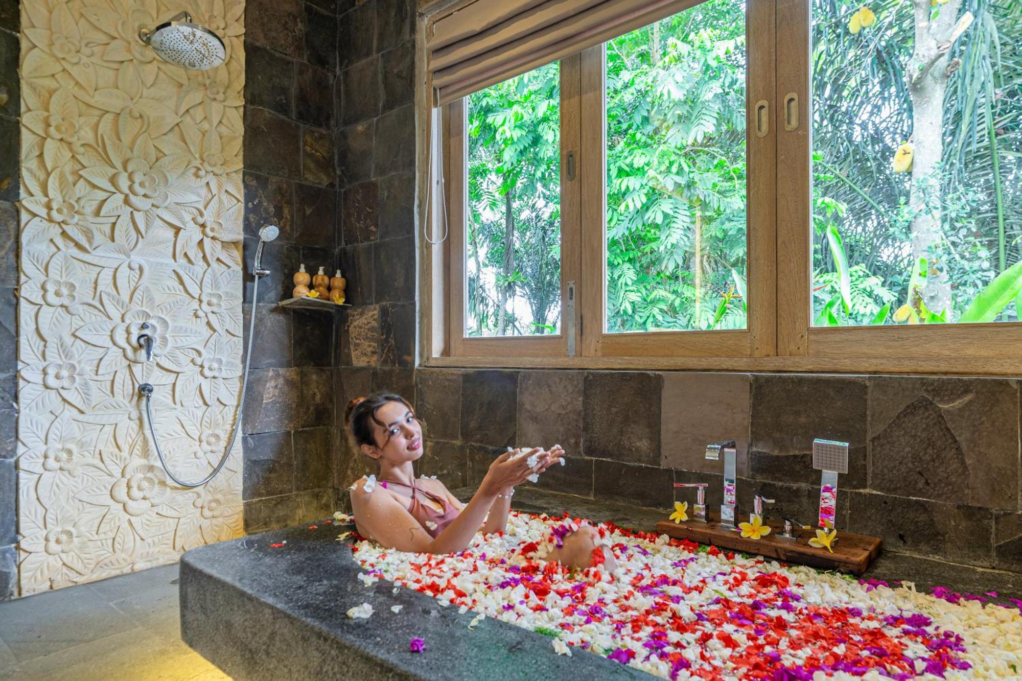 Brand New Luxury 3br Ethnic Ubud #2 *