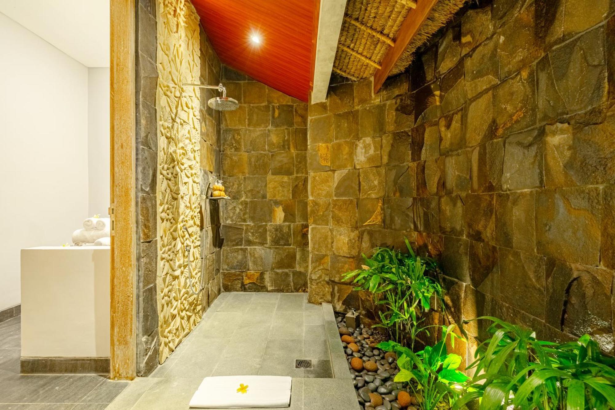 Brand New Luxury 3br Ethnic Ubud # 1 Villa Ubud (Bali)