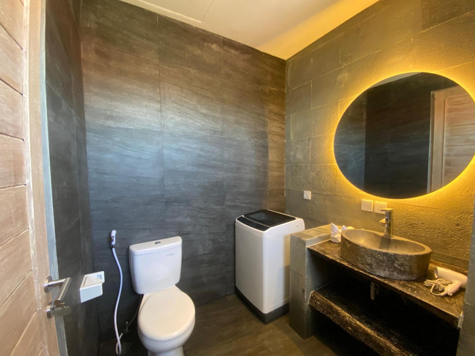 Ethnic Apartment *