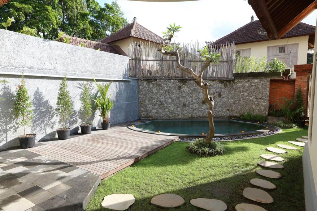 Oasis. Central - Casa Tepi Kali 1 Villa Ubud (Bali)
