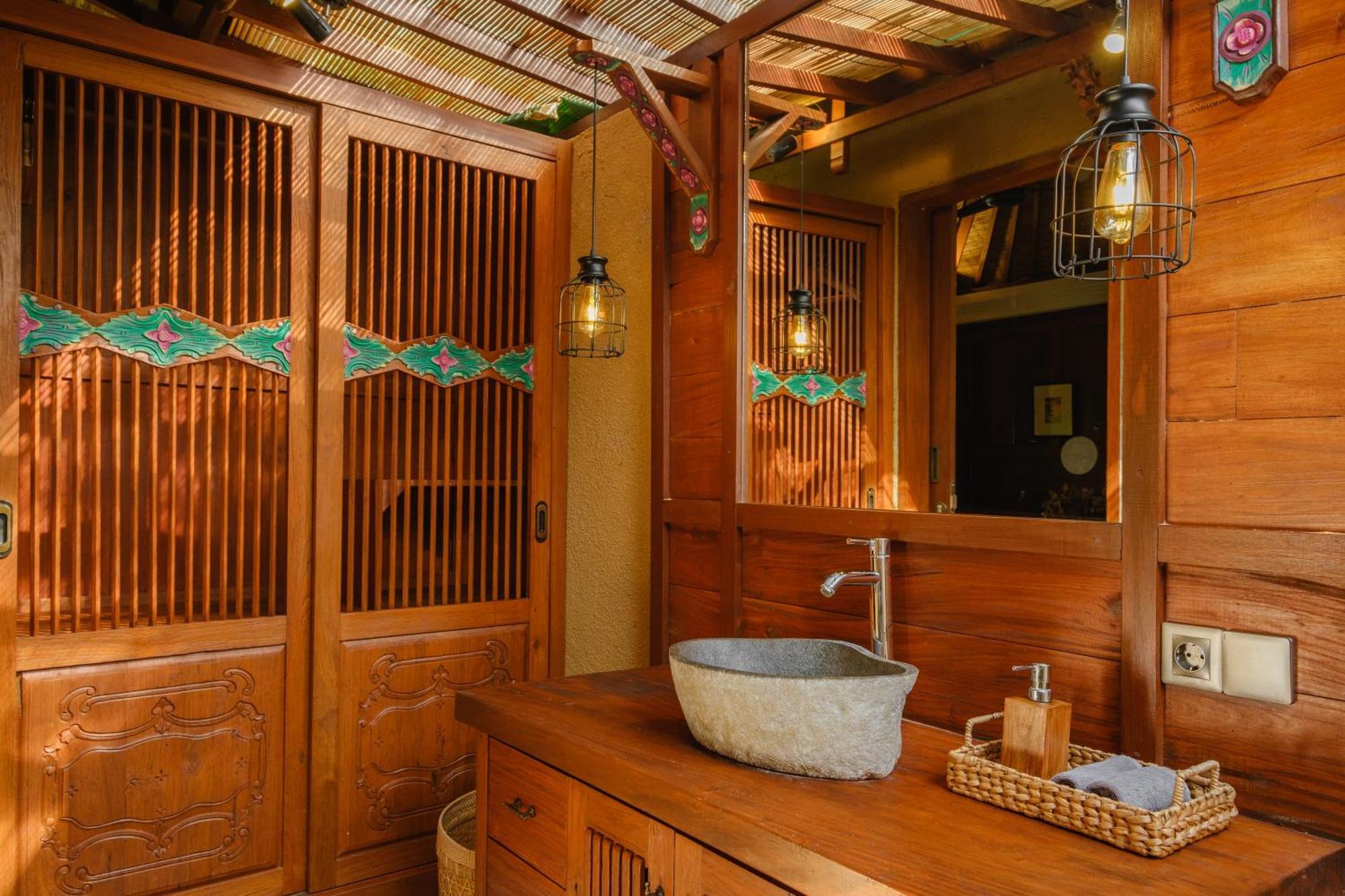 Asrava * Ubud (Bali)