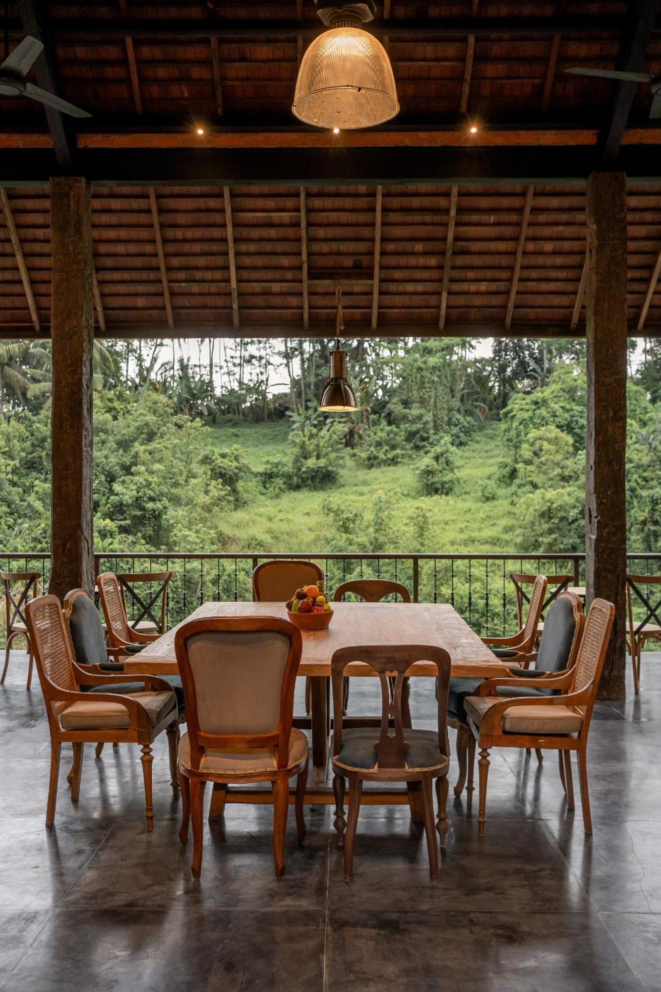 Bedulu Cliff Estate - Wood Side Ubud (Bali)