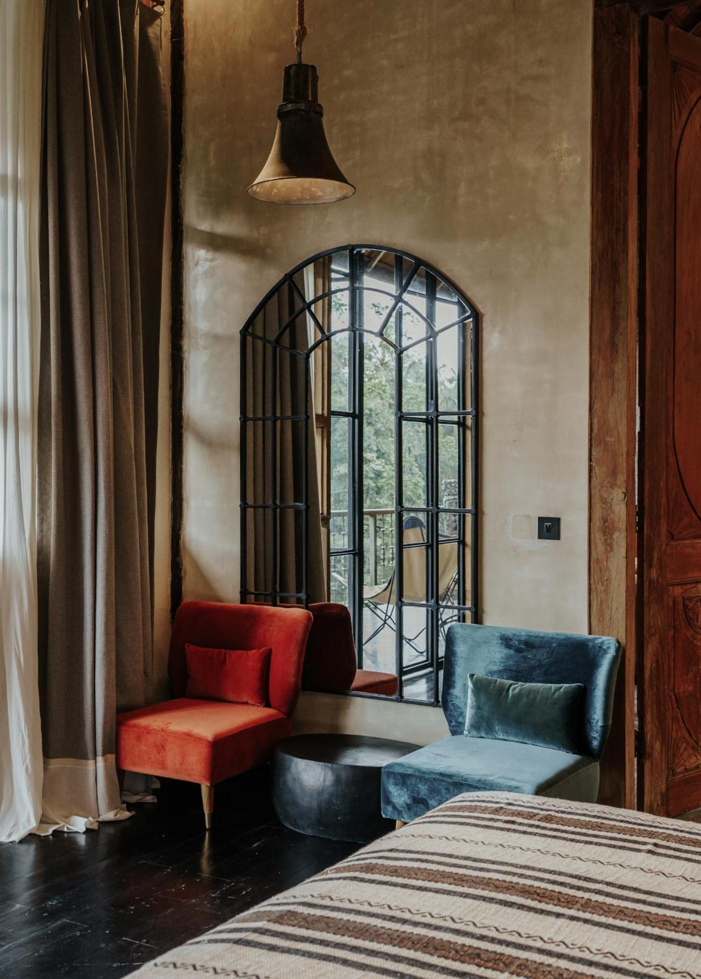 Bedulu Cliff Estate - Wood Side *