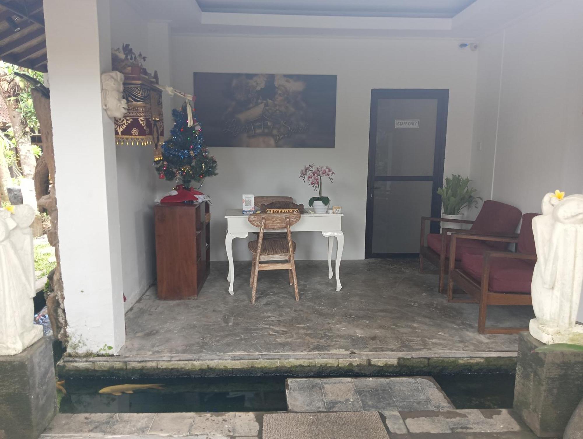 Liyer Spirit House 3*