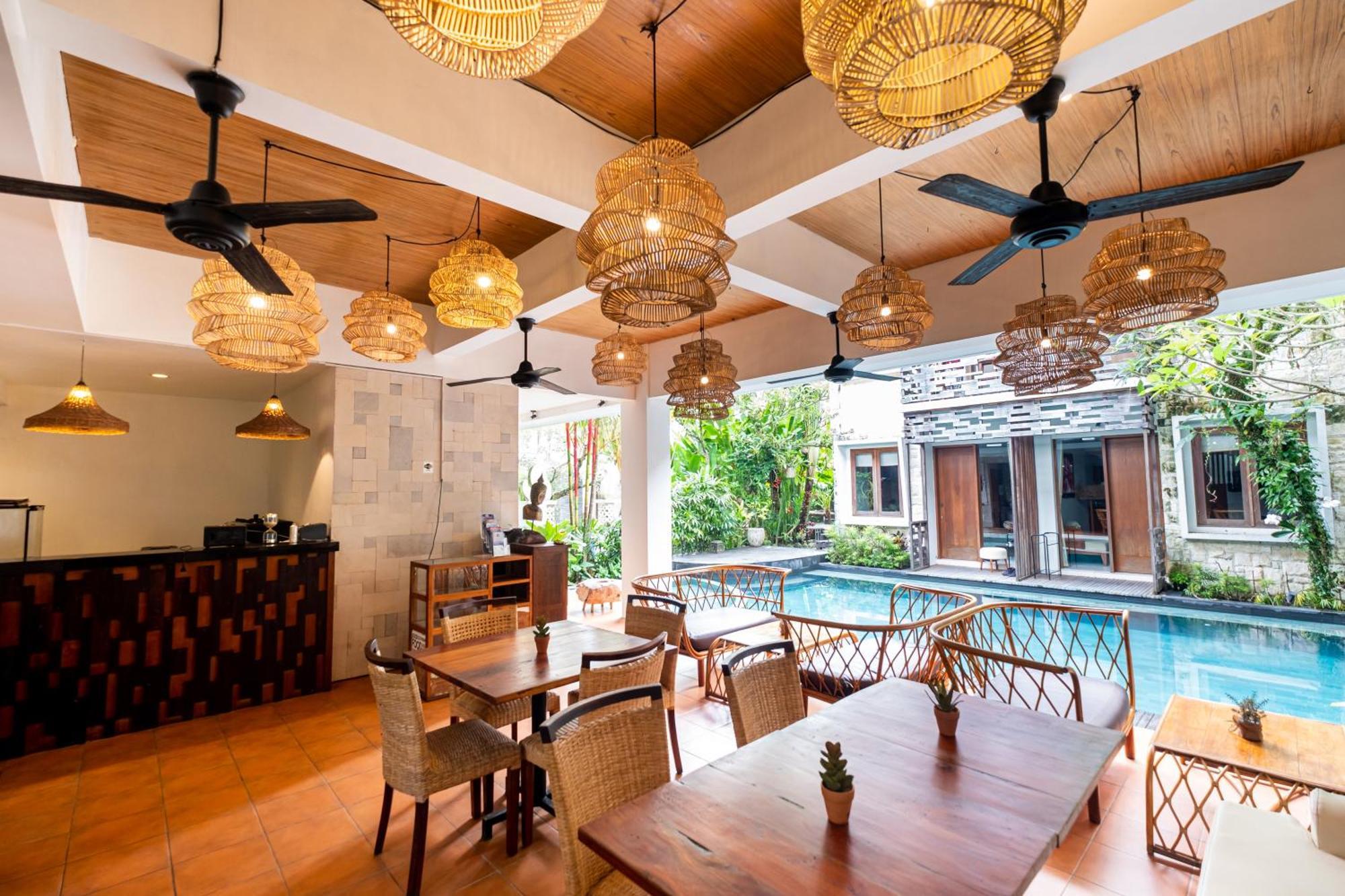 Villa Kakul Villas & Suites *
